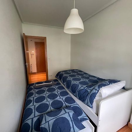 Apartamento Centro Con Garaje カストロ・ウルディアレス エクステリア 写真
