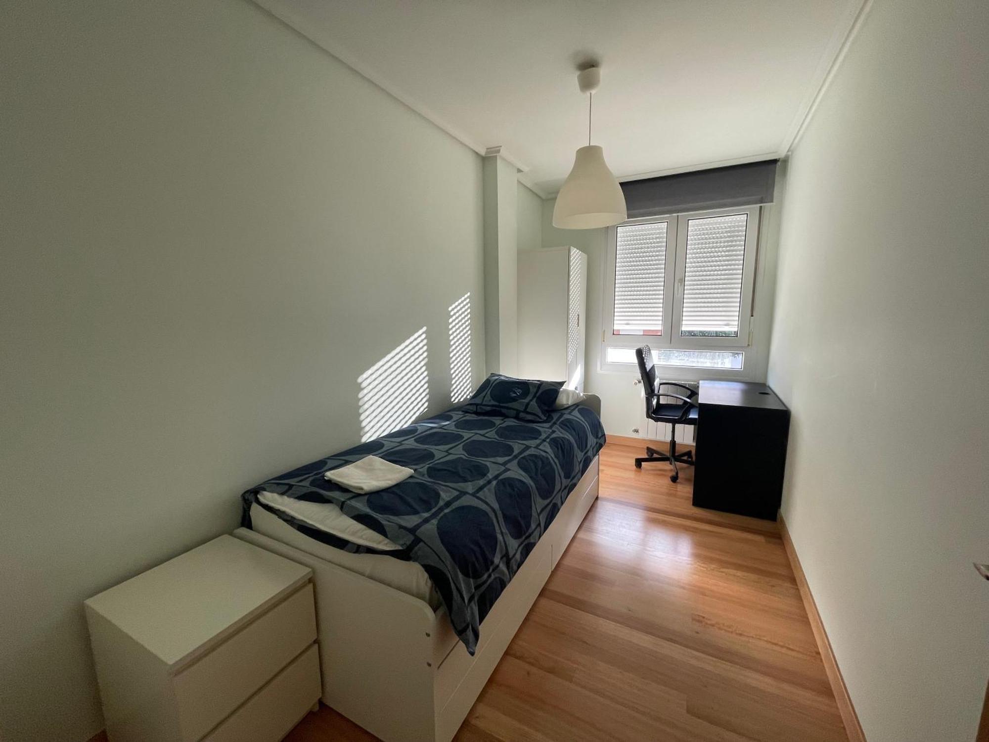 Apartamento Centro Con Garaje カストロ・ウルディアレス エクステリア 写真