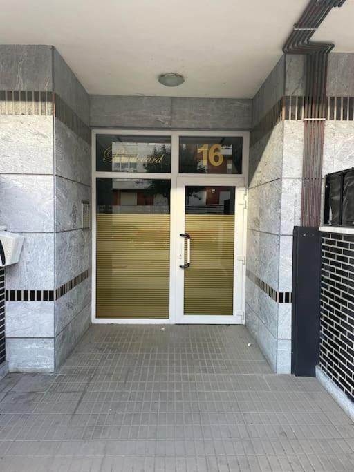Apartamento Centro Con Garaje カストロ・ウルディアレス エクステリア 写真